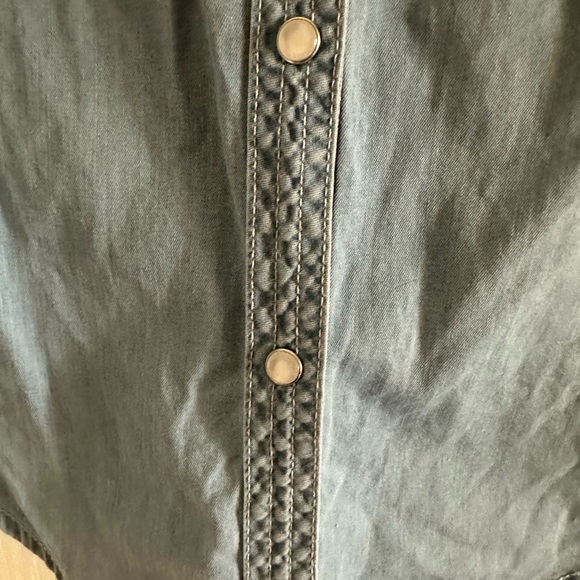 Light Blue Denim Pearl Snap Shirt - Picture 4 of 5